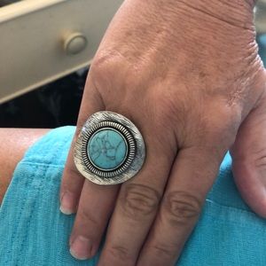 Turquoise antique silver ring sz 6